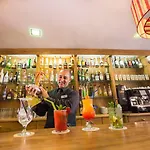 Otel Alba Seleqtta